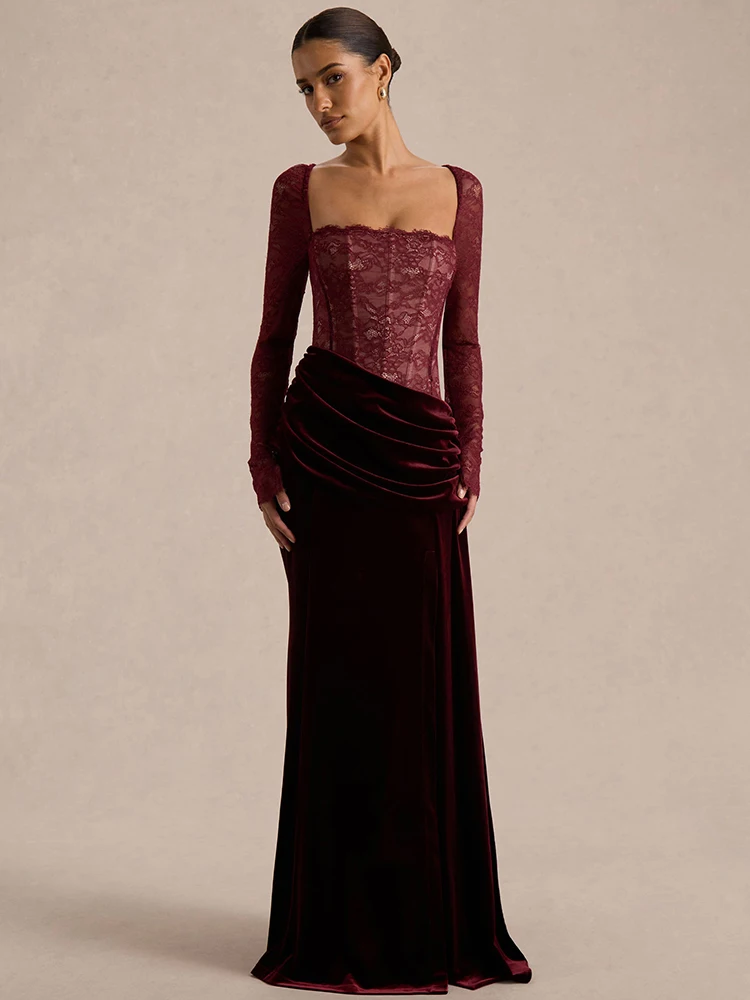 فستان مخملي عنابي بتصميم أنثوي أنيق وأكمام دانتيل