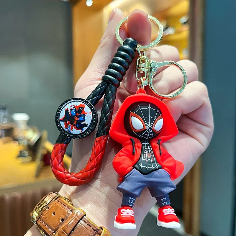 thumbnail image 1 of LLavero de moda de Spider-Man de Marvel, llavero portátil de dibujos animados de Anime para niña y niño, juguetes de decoración de habitación, regalos de vacaciones, 1 of 5
