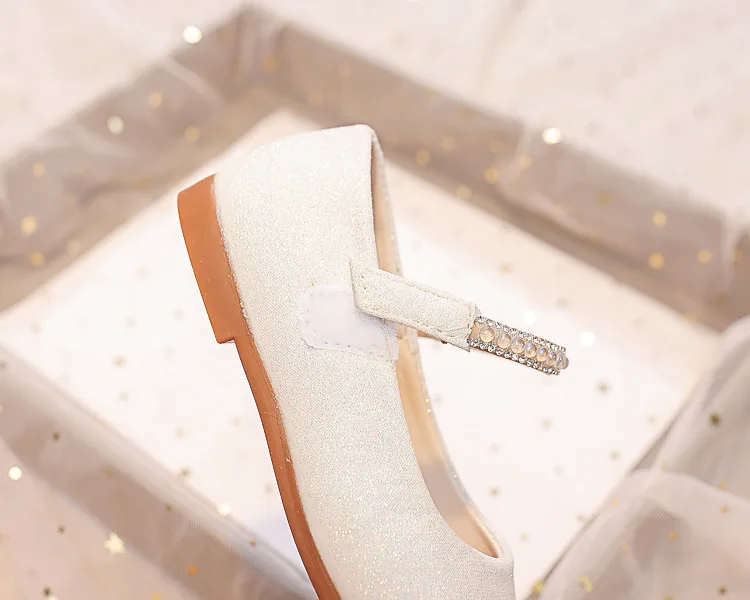 Neue weiche Strasssteine, glänzende einfarbige, einfache, rutschfeste Mädchen-Mary-Janes für Party, Hochzeit, Shows, niedliche Lederschuhe – Detail 14