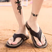 

New Massage Flip-flops Summer Men Slippers Beach Sandals Comfortable Men Casual Shoes Fashion Men Flip Flops Hot Sell Footwear