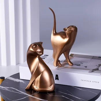 Figurine de chat de Couples dorés, Décor de Table, Statues d'animaux, Sculpture d'art européenne créative en résine, cadeau de mariage, décoration de maison 1
