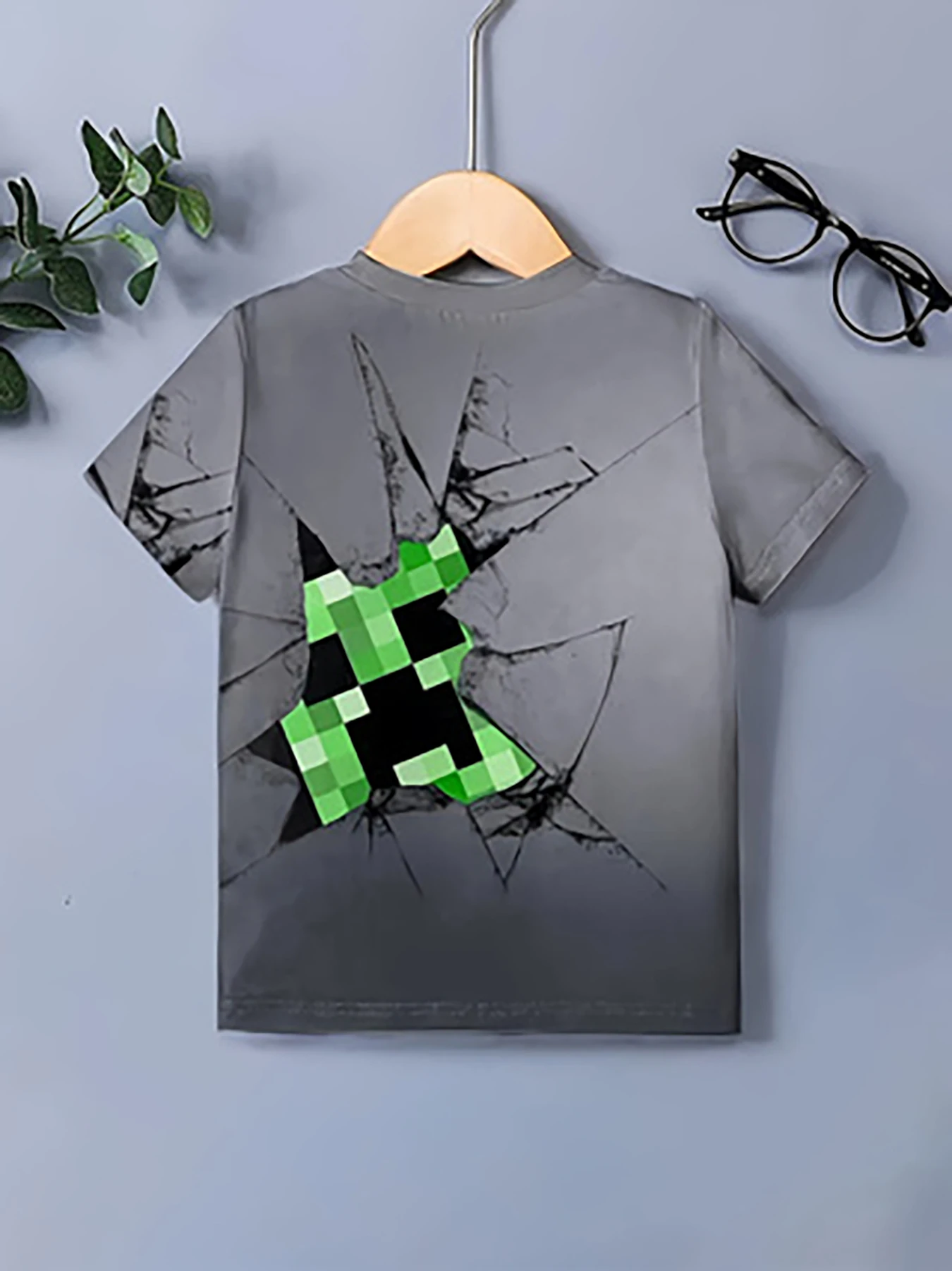 Summer children's short sleeved summer fashionable boys and children's T-shirts, comfortable Minecraft children's clothing for a 4