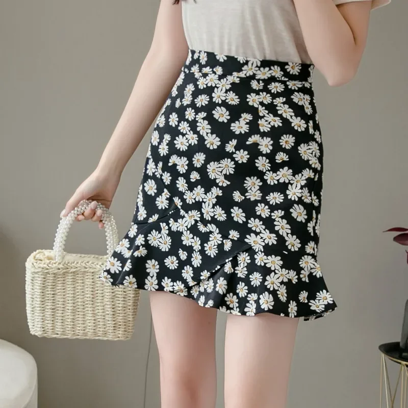 Рисунок 4 - Юбка-годе женская короткая с высокой талией