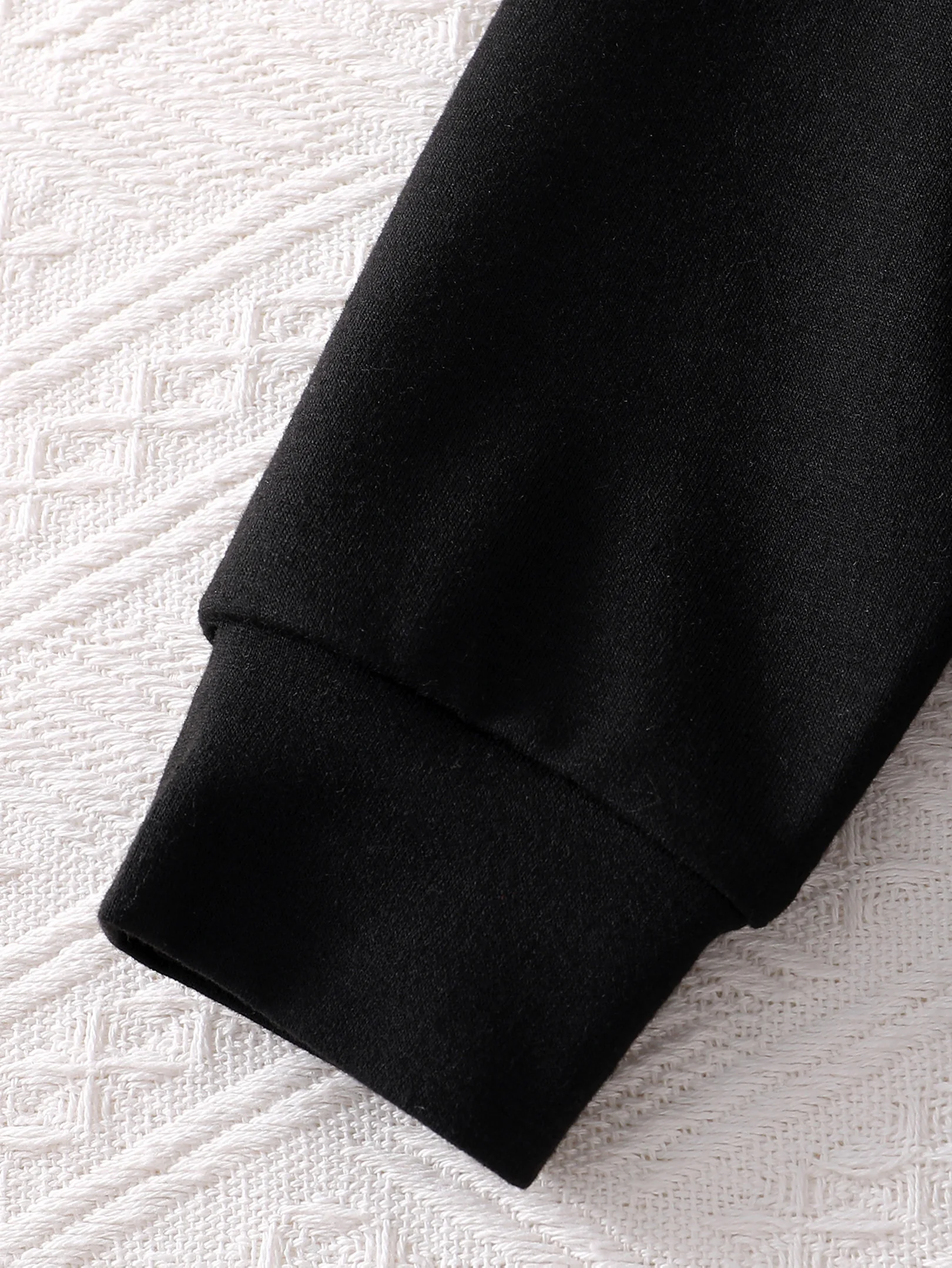 مجموعة مكونة من قطعتين من ملابس الربيع والخريف البسيطة والعصرية للفتيات: ملابس خارجية أنيقة وعقدة على شكل حرف إنجليزي ورقبة دائرية وأكمام طويلة + سراويل من قماش الدنيم الصناعي بطباعة في الهواء الطلق، ملابس كاجوال أنيقة وشبابية للفتيات