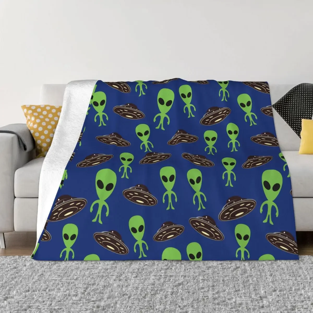 

Одеяло Alien и UFO, коралловый флис, плюшевый принт, многофункциональные супер мягкие пледы, покрывала для кровати, путешествий