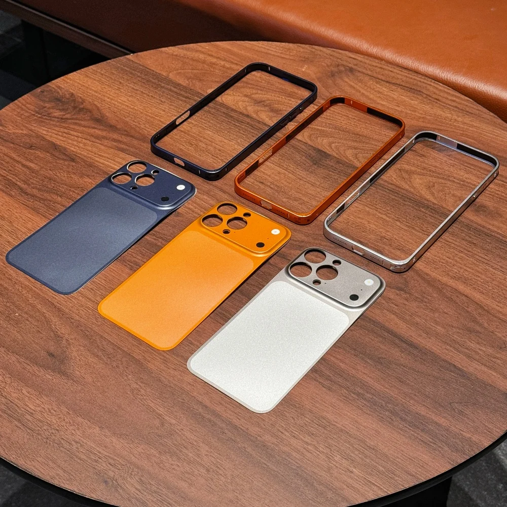 รูปสินค้า เคสโลหะดีไซน์บางเฉียบสำหรับ iPhone รุ่นใหม่