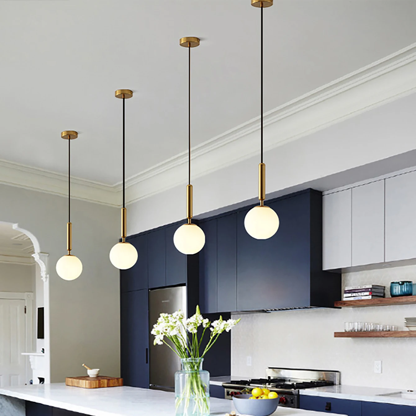 Glass pendant light gold bedroom light metal restaurant atmosphere pendant light complimentary light bulb 4