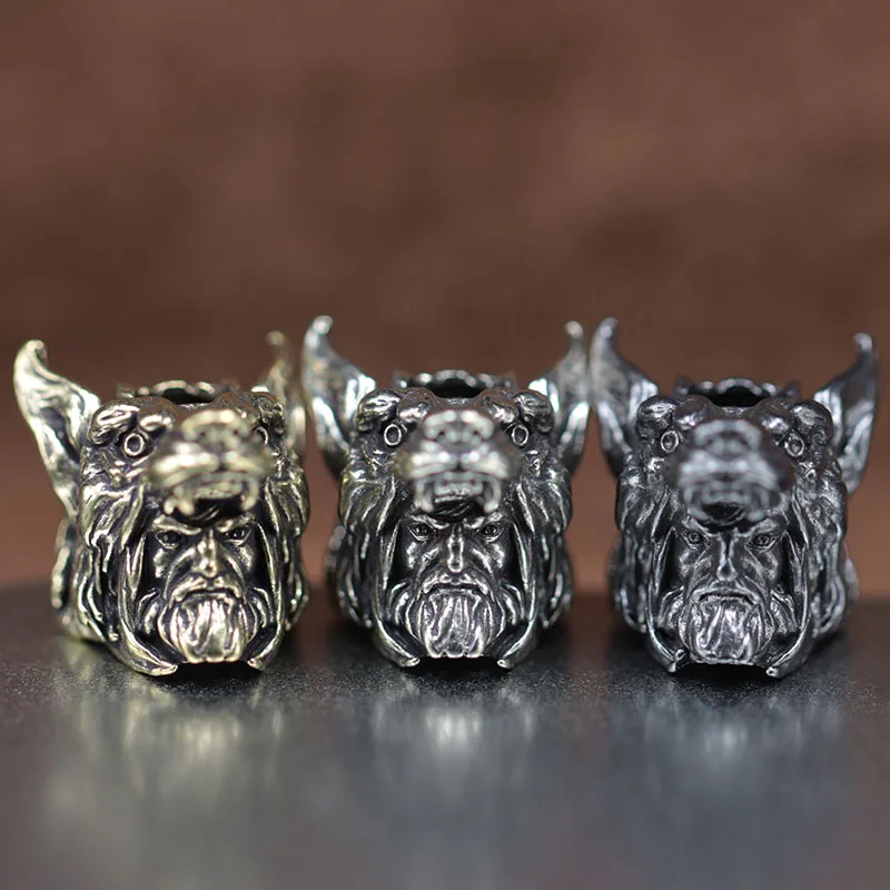Frostwolf Head Sculpture Brass Knife Bead EDC Outdoor DIY Paracord Woven Lanyard Pendant Jewelry Umbrella Rope Hanging Accessory Paracord Rope Braided Paracord Paracord Accessories Paracord Bracelet Outdoor Accessories Paracord Bracelet Accessories Paracord Lanyard Pendants Paracord Keychain