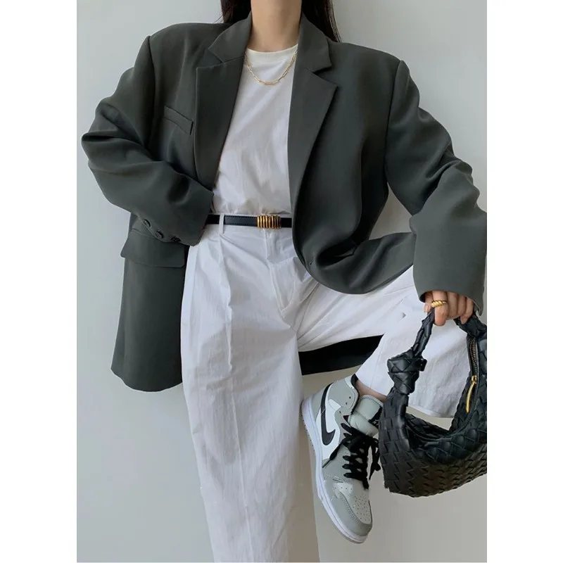 Рисунок 3 - Роскошный черный и серый Блейзер