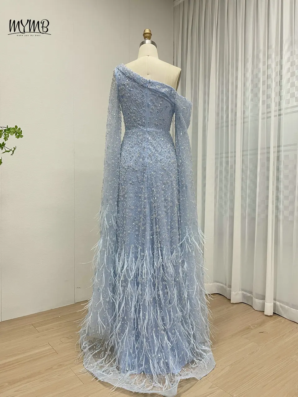 MYMB Neues maßgeschneidertes arabisches Abendkleid in A-Linie mit Cape-Ärmeln für formelle Anlässe, luxuriöses Hochzeitskleid mit Perlenfedern MB40293 – Detail 11