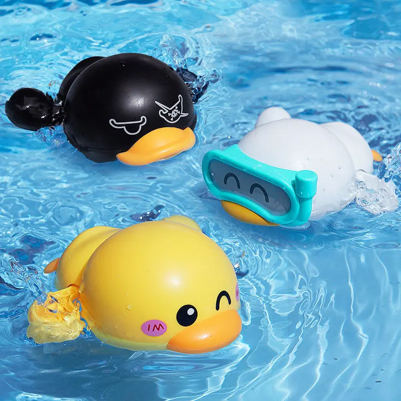 

New Baby Toys Bathing Ducks For Kids Swimming Pool Bath Toy Play Water Clockwork Bathing Bathtub Little Cute Duck Children Toys