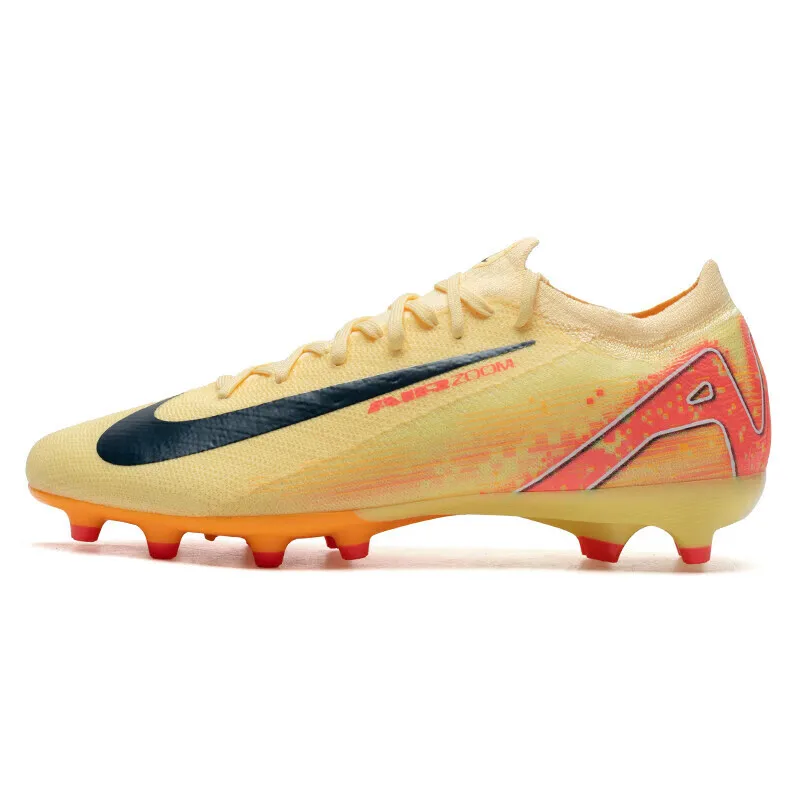 thumbnail image 1 of Botas de fútbol con clavos Nike Assassin 16 de gama alta y caña baja Mbappé AG, 1 of 4