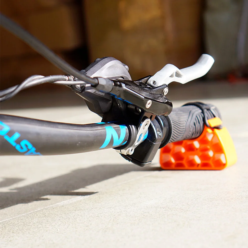 Bike Handlebar Stand Clip-On Stabilizer for Inverted Parking Stable MTB Maintenance Bicycle Repair Tool Fit for 30~34mm Grips