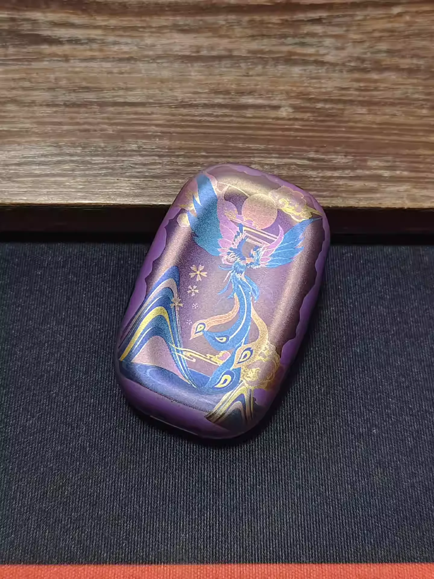 

Цветная титановая Колонка гатифлолона от Liu Chu