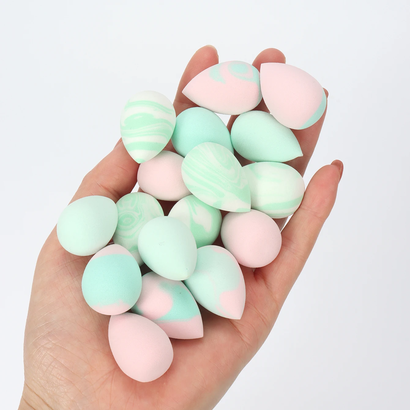 15개 미니 메이크업 스펀지, 물에 닿으면 확장, 모든 피부 타입에 적합