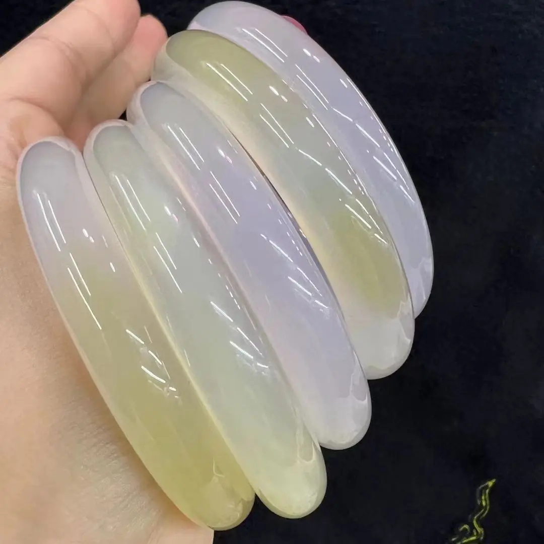 

Newest Pure Natural Chalcedony Perfect Jadeite Bracelet Noble Elegant Yellow-Agate Bracelet High-Ice Jade Handring Fine Jewelry