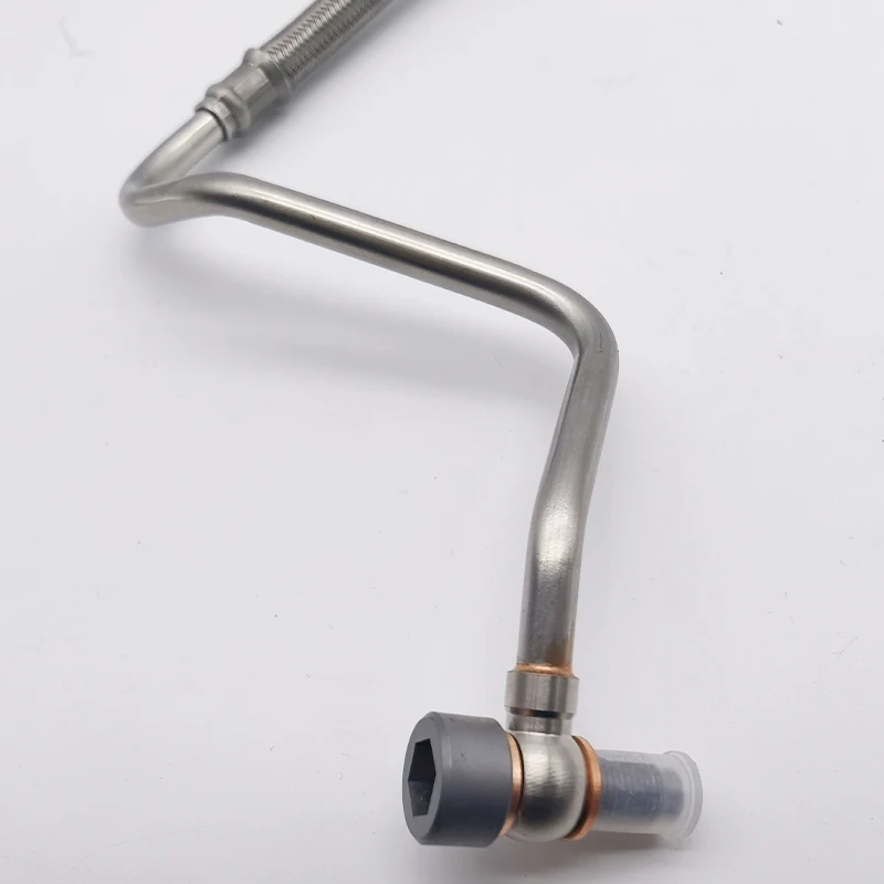 Turbocharger oil supply pipe For LAND ROVER JAGUAR XF XJ RANGE ROVER SPORT DISCOVERY 4 3.0T LR038163 LR013199 C2C40367