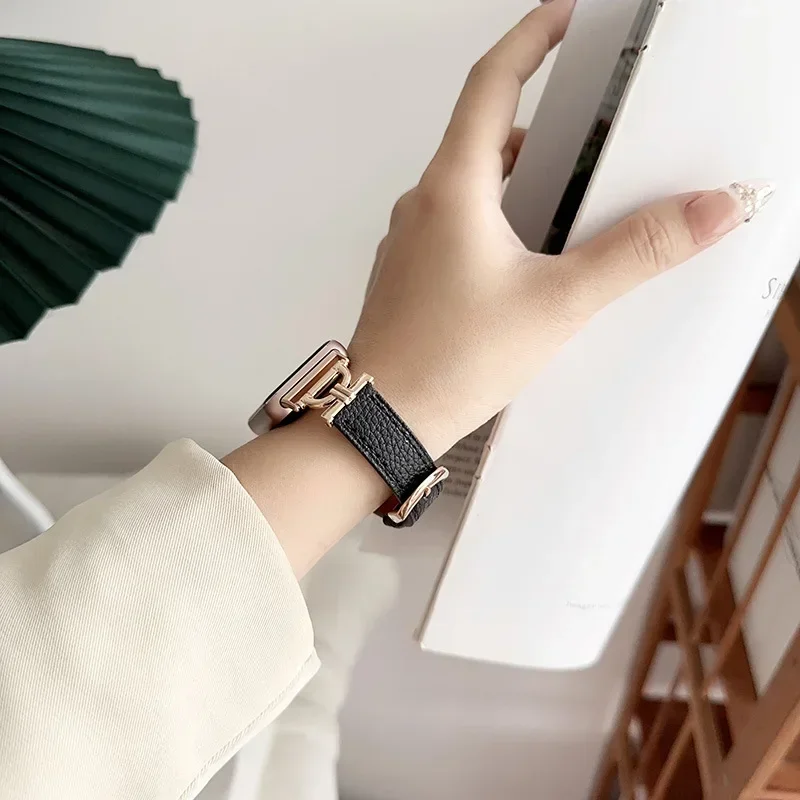 Elegant Metal and Leather Strap for Samsung Galaxy Fit 3 Smartwatch