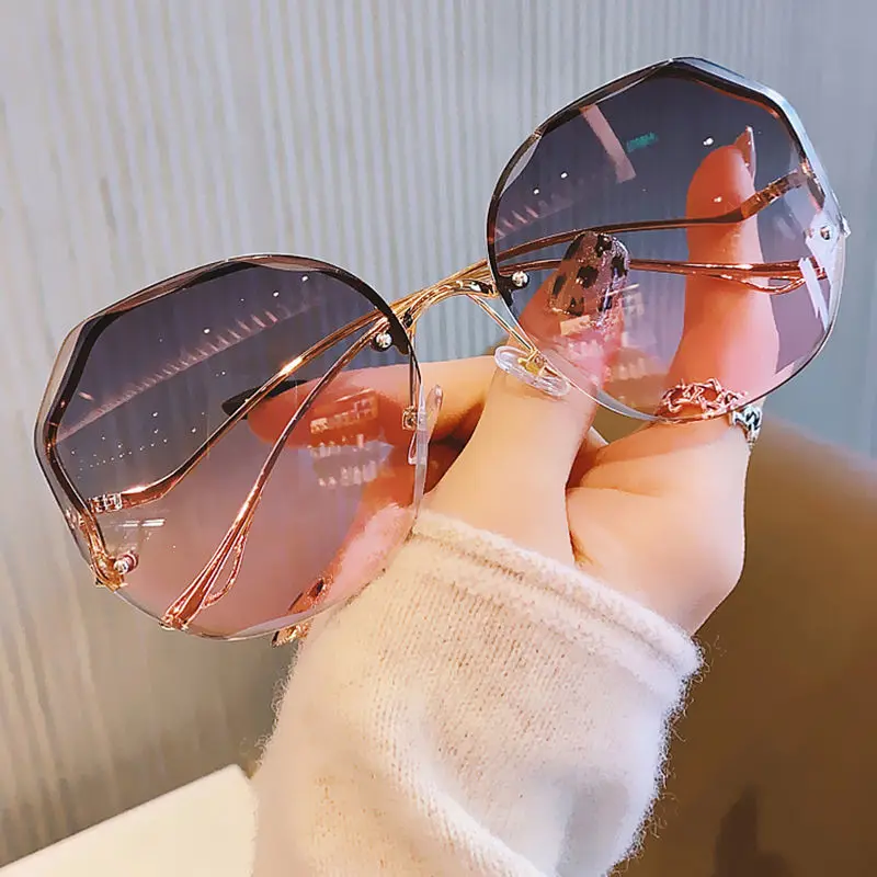 

New Fashion Brand Design Vintage Rimless Pilot Sunglasses Women Men Retro Cutting Lens Gradient Sun Glasses Female