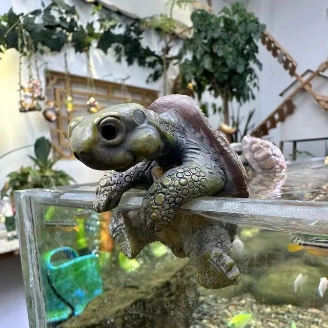 Hanging Turtle Pot Ornament 3