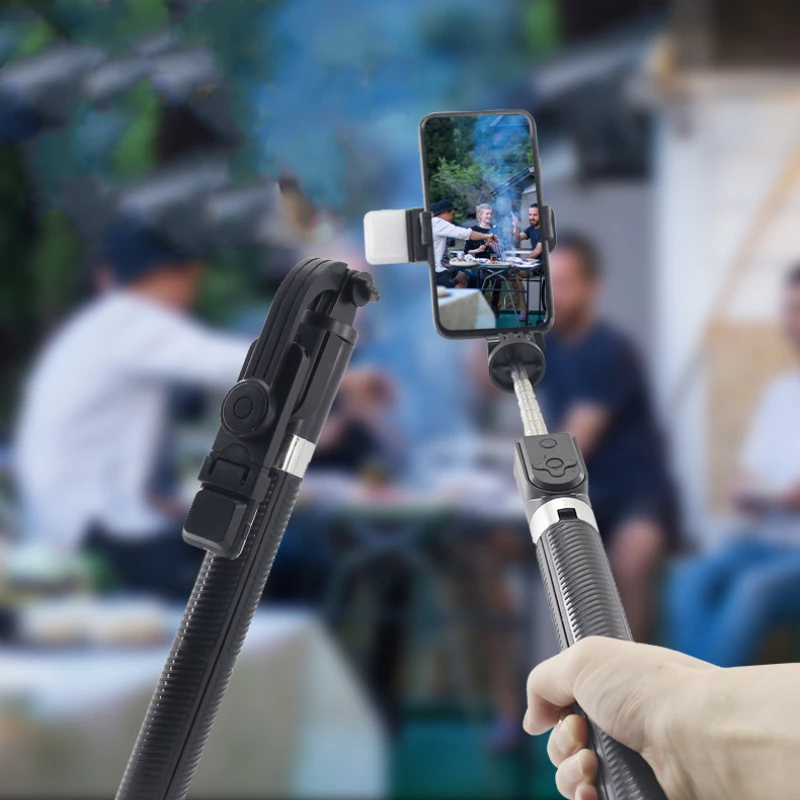 

Bluetooth Selfie Stick for Mobile Phones with Extendable Pole Single Fill Light Portable Bracket and Integrated Tripod Stand