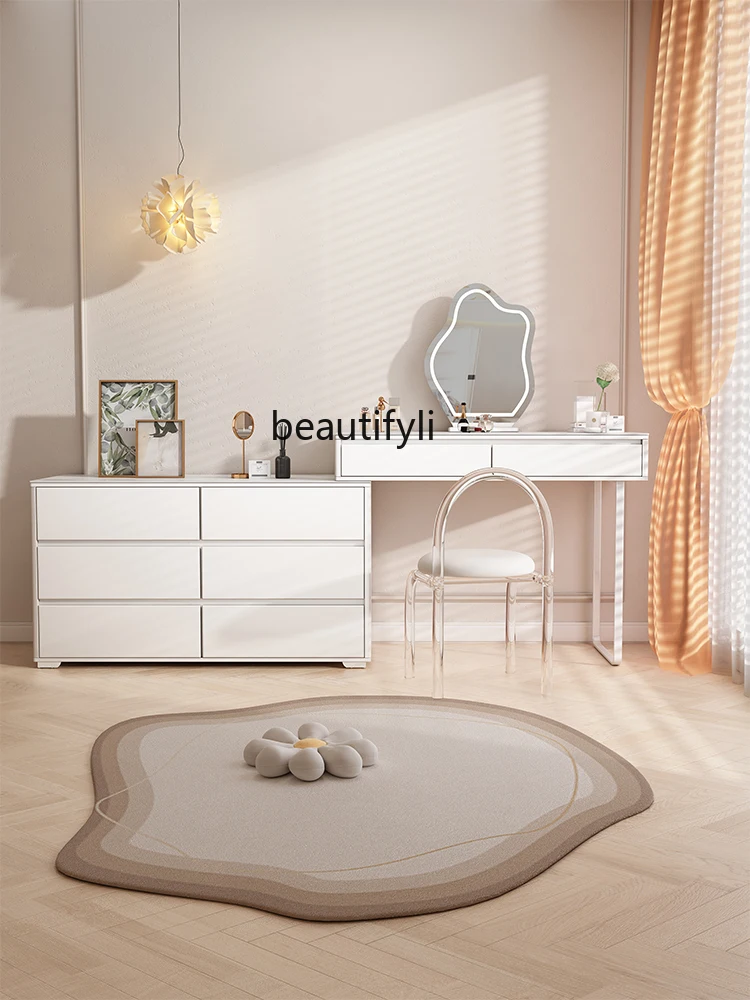 Рисунок 5 - Туалетный столик во французском стиле для макияжа