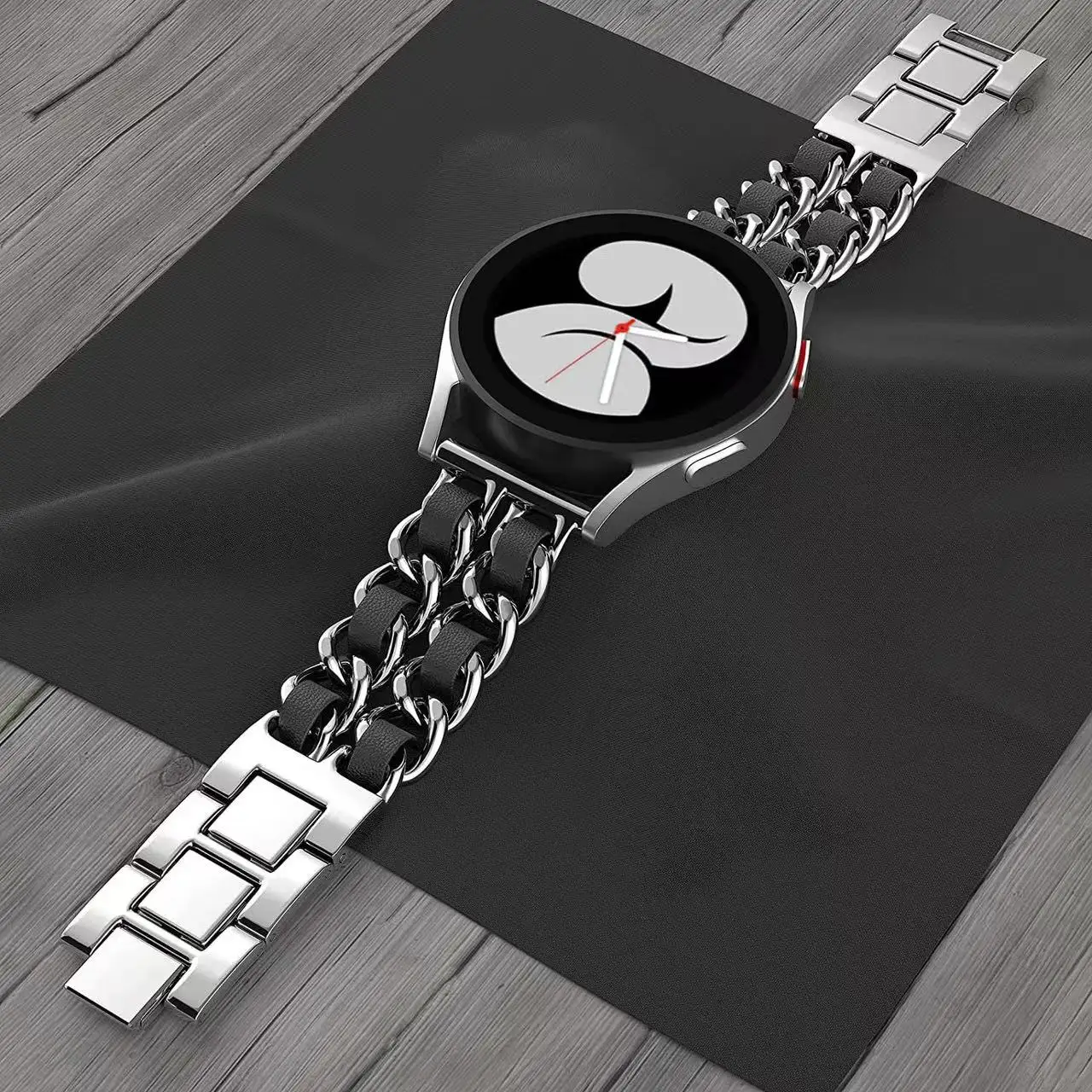 Universal Metal Watch Strap – Premium Bracelet Wristband for Smartwatches (20mm/22mm)