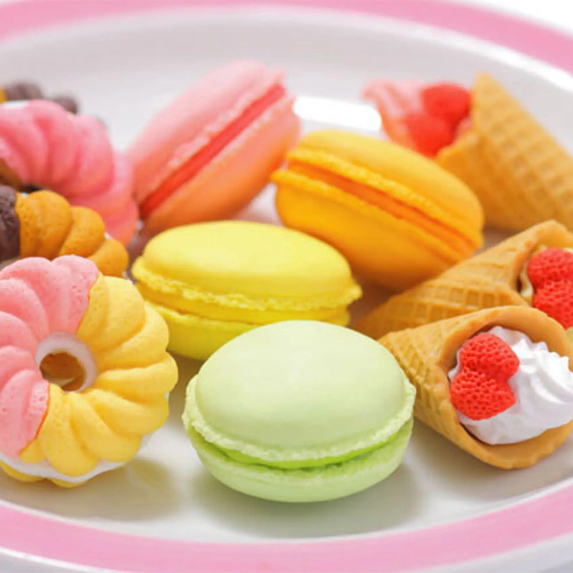 Kawaii Rubber Eraser Macaron Donut Dessert Shape Creative Cartoon Pencil Erasers For Kids Writing Drawing Office Stationery pencil eraser