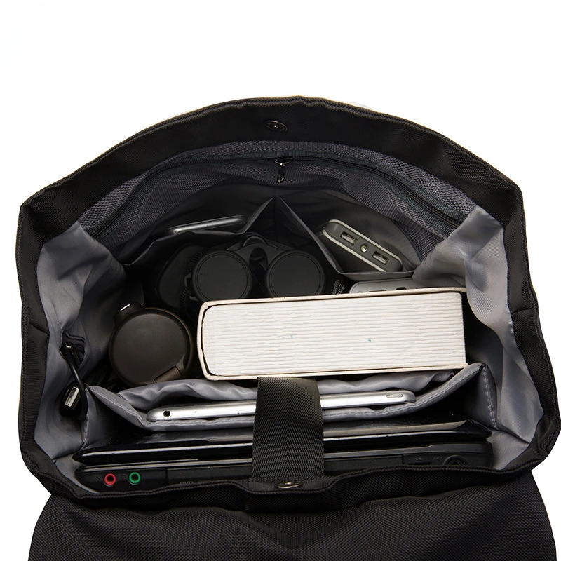 Fashionable and Trendy Men's Leisure Travel Backpacks Outdoor Lightweight Backpack Daily Computer Bag