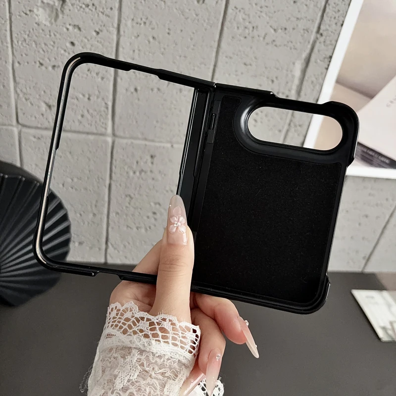 Luxury Magnetic PU Leather Hard Case with Anti-fingerprint Hinge Protection