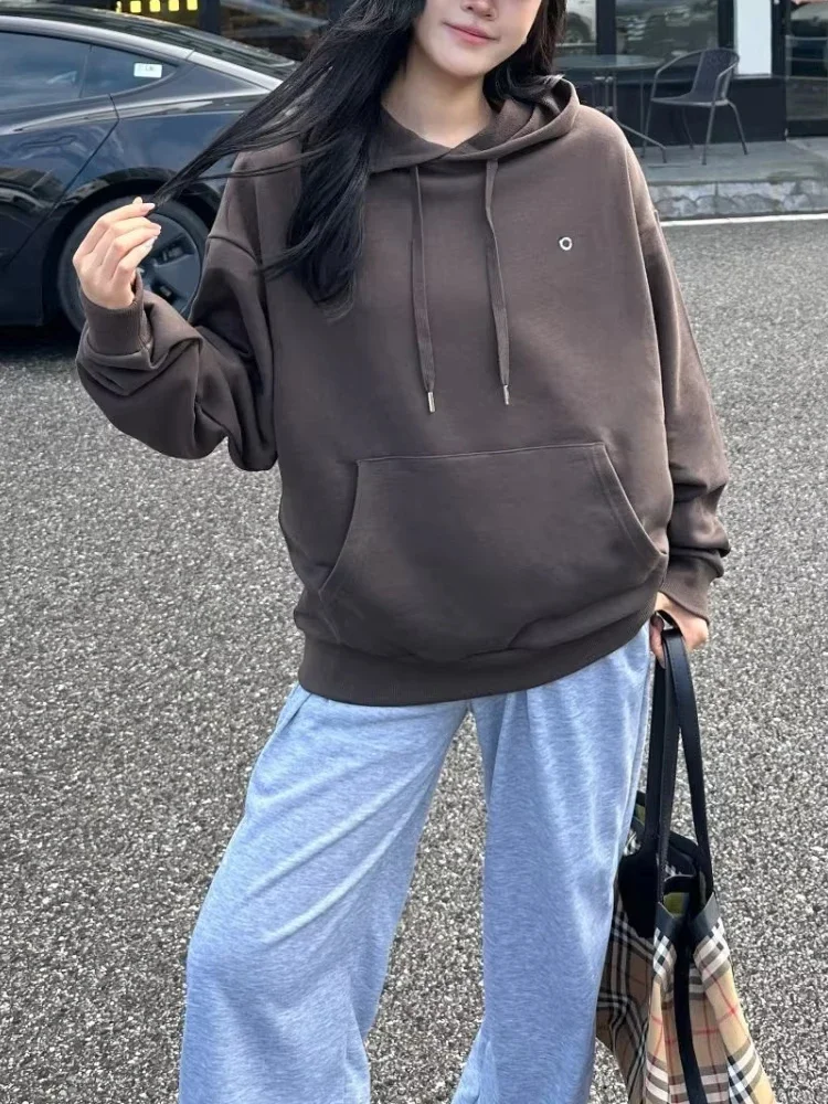 Loose Fit Oversized Pullover, Unisex Graphic Print Sweatshirt, Casual Warm Streetwear Essential for Autumn Winter