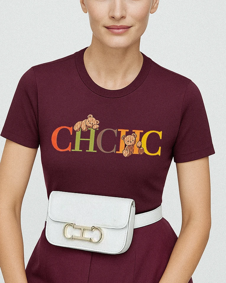 قميص نسائي CH بأكمام قصيرة من القطن الخالص ورقبة د...