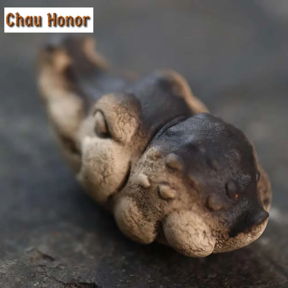 Chinese Yixing Purple Clay Tea Pet Handmade Sculpture Baby Crocodile Statue Ornaments Tea Figurine Craft Zisha Teaset Decoration