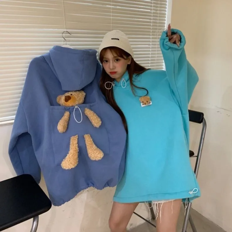 

Autumn Winter Women Warm Hoodies Thicken Plush Liner Bear Toy In Back Big Pocket Soft Hooded Sweatshirt Couple Match Pullovers