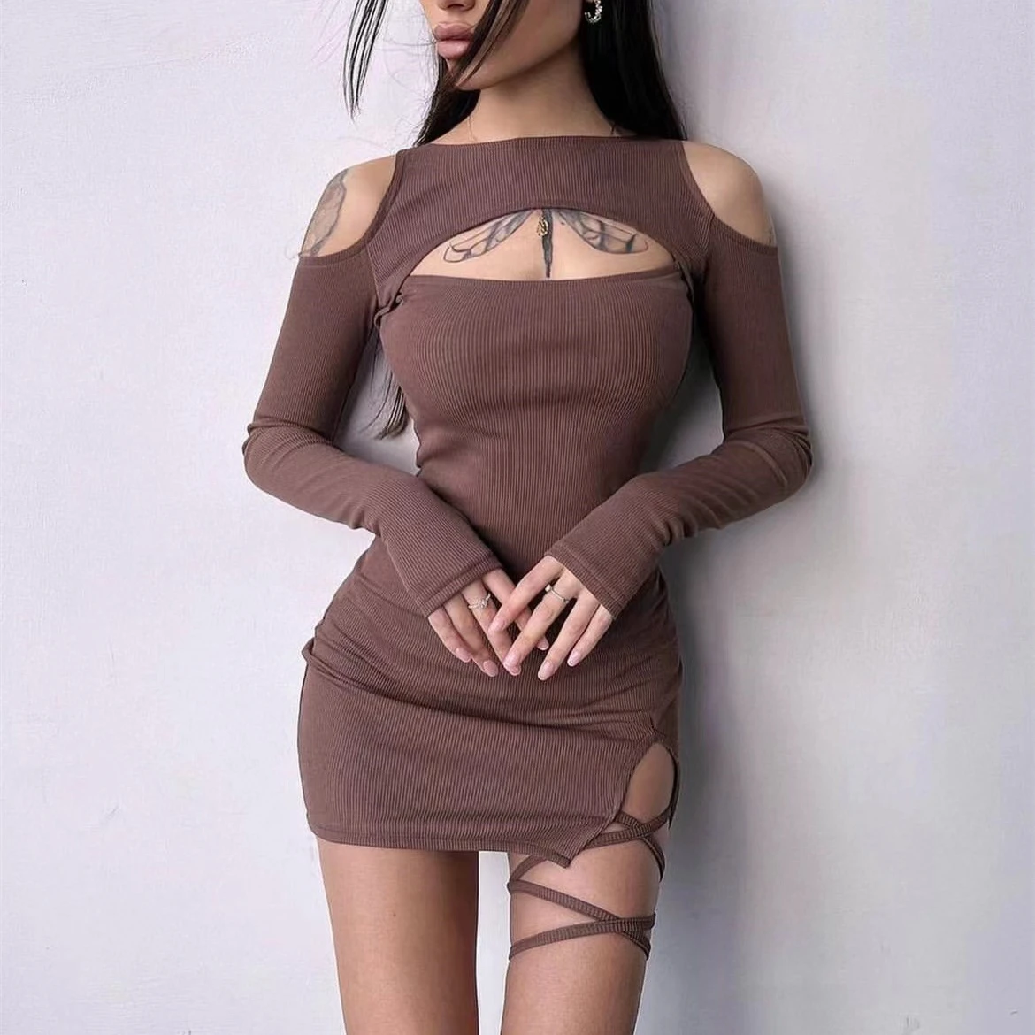 

Women's Elegant Dress 2024 Spring/Summer Shoulder Bag Hip Spicy Girl New Sexy Tie Up Slimming Solid Color Digging for Leisure