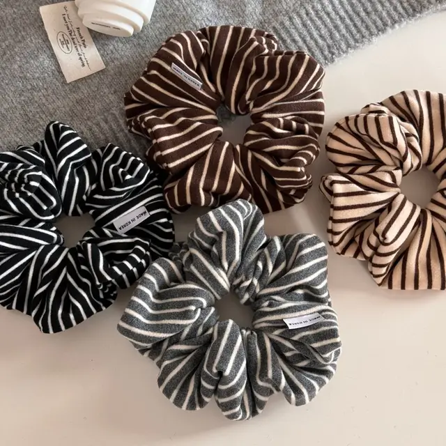 Vintage Zebra-Striped Fabric Soft Flannelette High Sense Elastic Scrunchie  Hair Band Women's Hair Cord  Hair Accessories 1