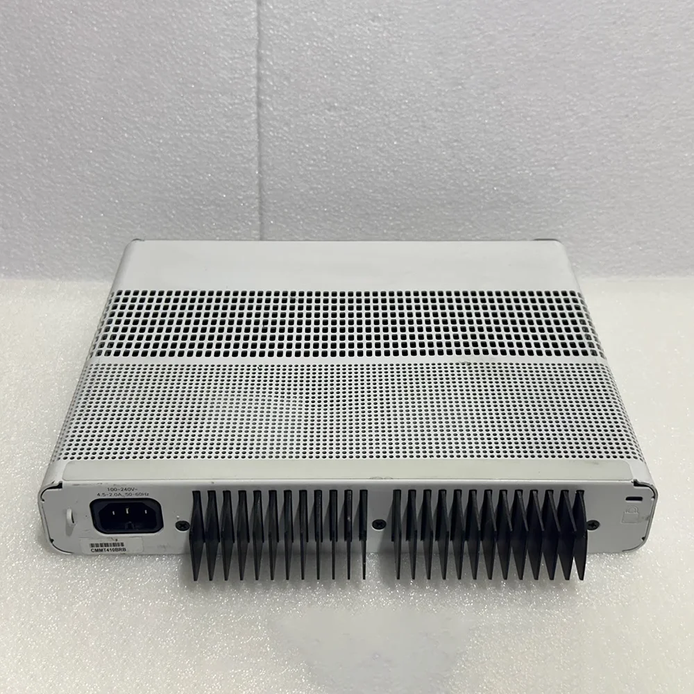 1개의 WS-C2960C-8PC-L 8포트 PoE 2960C 이더넷 스위치
