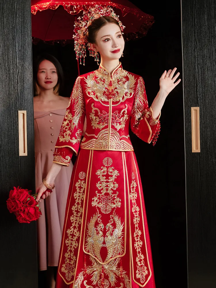 

Chinese Style Phoenix Embroidery Wedding Dress Marriage Set Elegant Tassel Cheongsam Bride Costume Toast Clothing