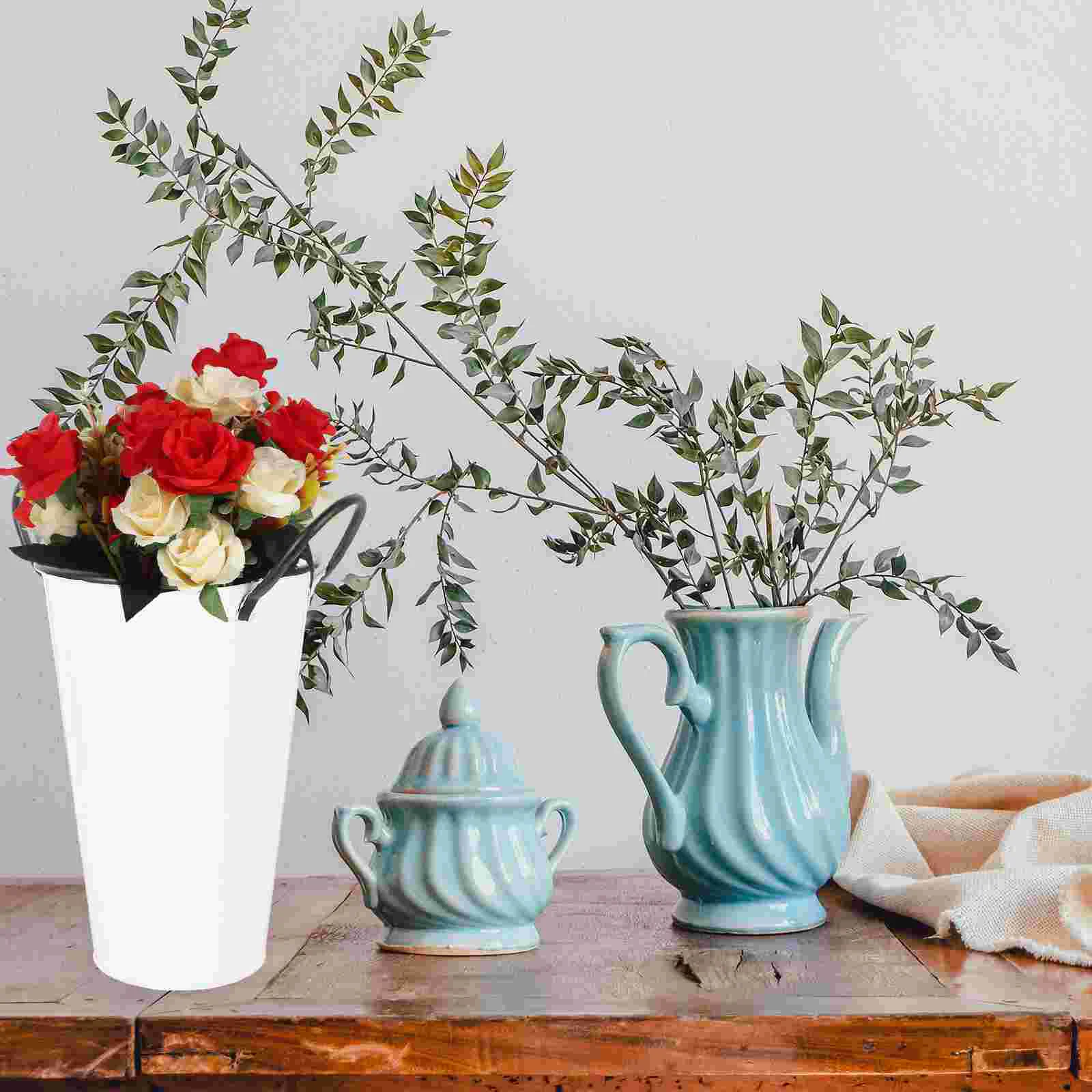 

Country Metal Flower Vase Arrangement Flowers Iron Bucket Rustic Style Household Pots Retro