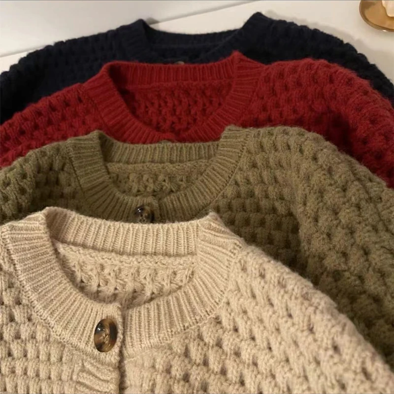 New Autumn and Winter Women's Clothing Elegant Lady's Crew Neck Cardigan Sweater Retro Casual Button Single-breasted Knitwear