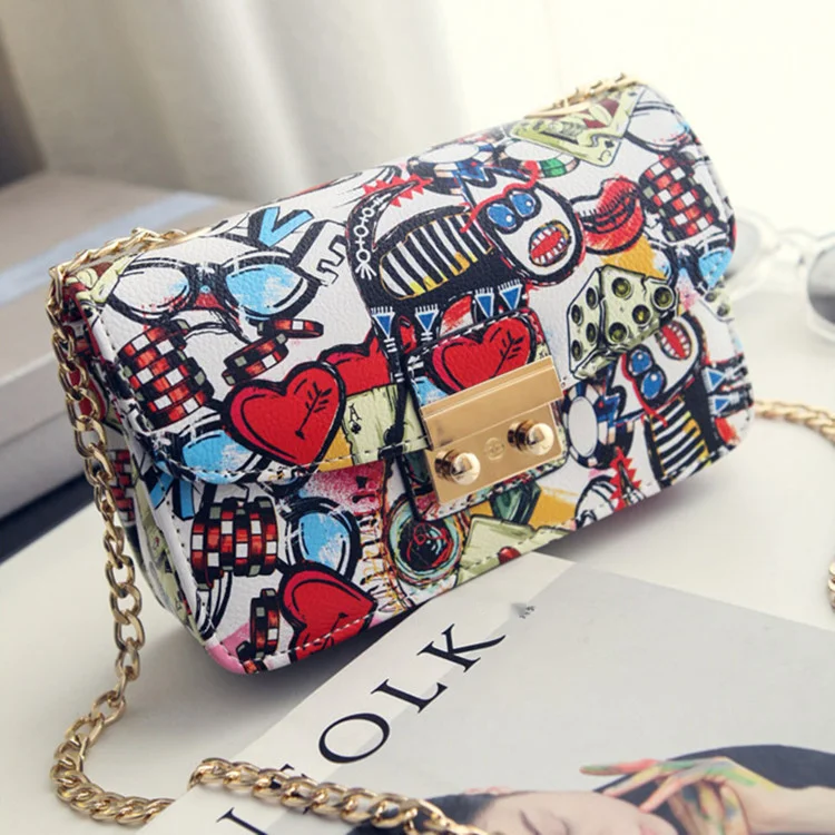 2024 nova moda impressa pequena bolsa quadrada graffiti bolsa feminina estilo coreano corrente pequena bolsa com fivela diagonal straddle bolsa de ombro_voghion.com