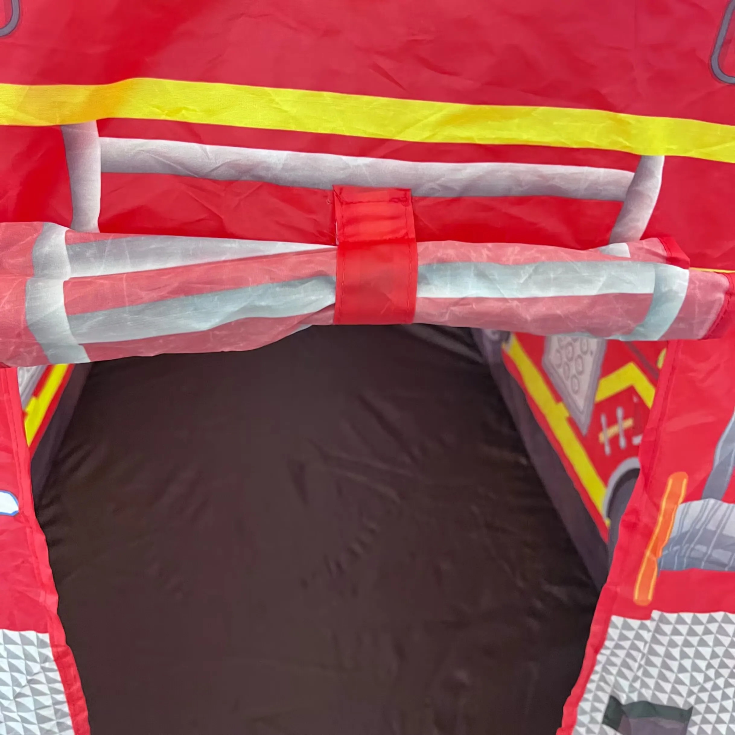 🚒 Children’s Car Tent House – Fire Truck Playhouse with Sunroof 4