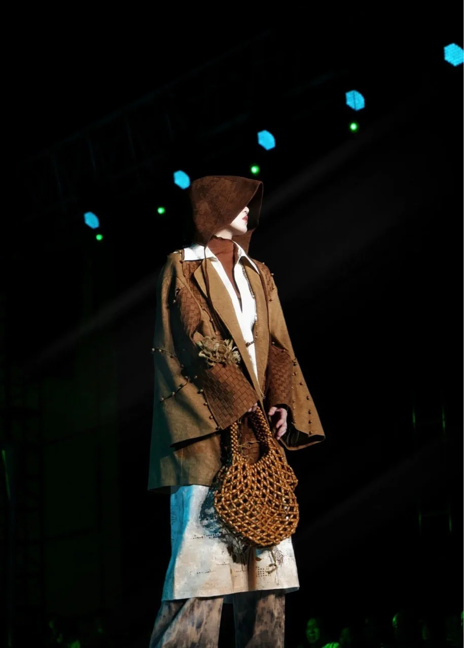 Simple Casual Handwoven Wooden Bead Handbag New Retro Versatile Summer Vacation Handheld Women's Shoulder Bags Water Bucket Bag