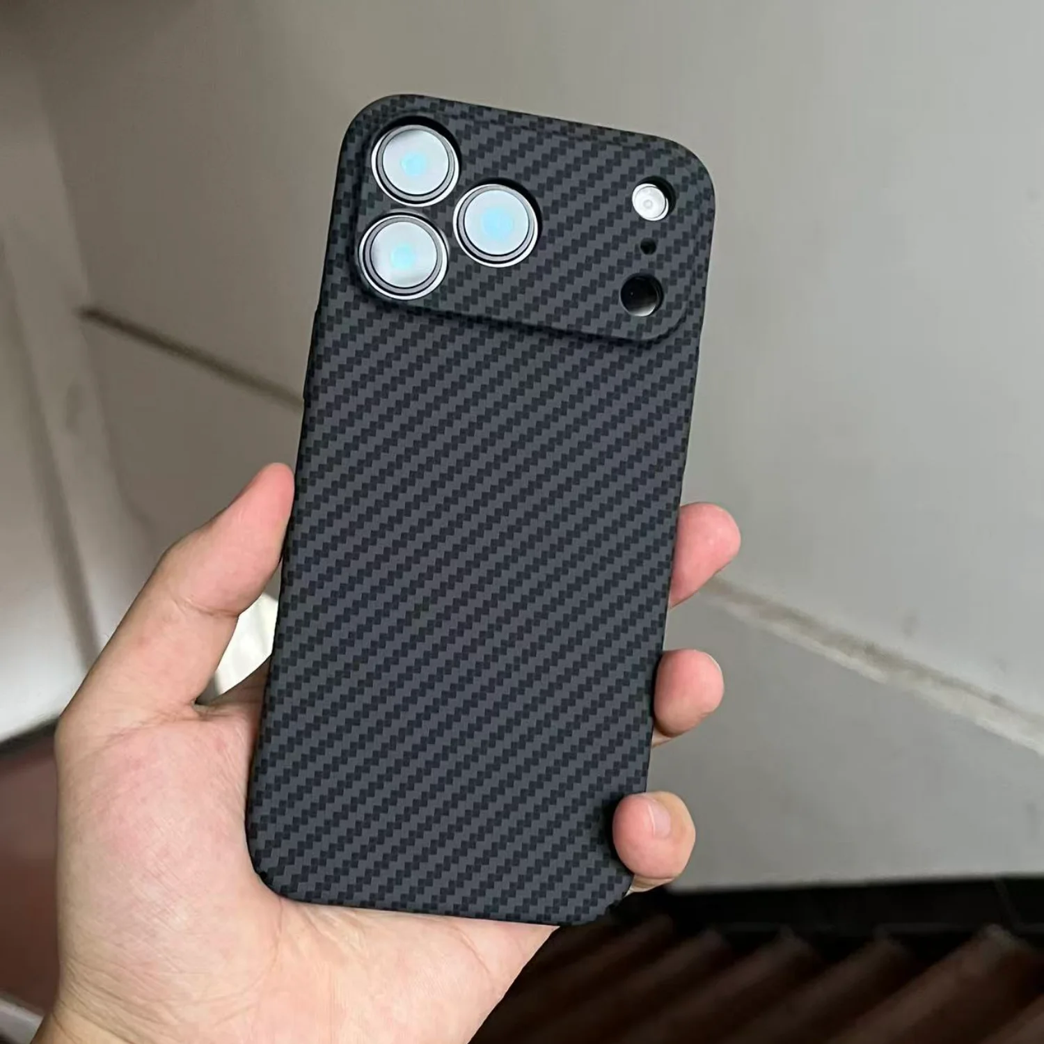 Ultra Thin Dual-Sided Carbon Fiber Phone Case with Stripe Texture and Non-Slip Grip