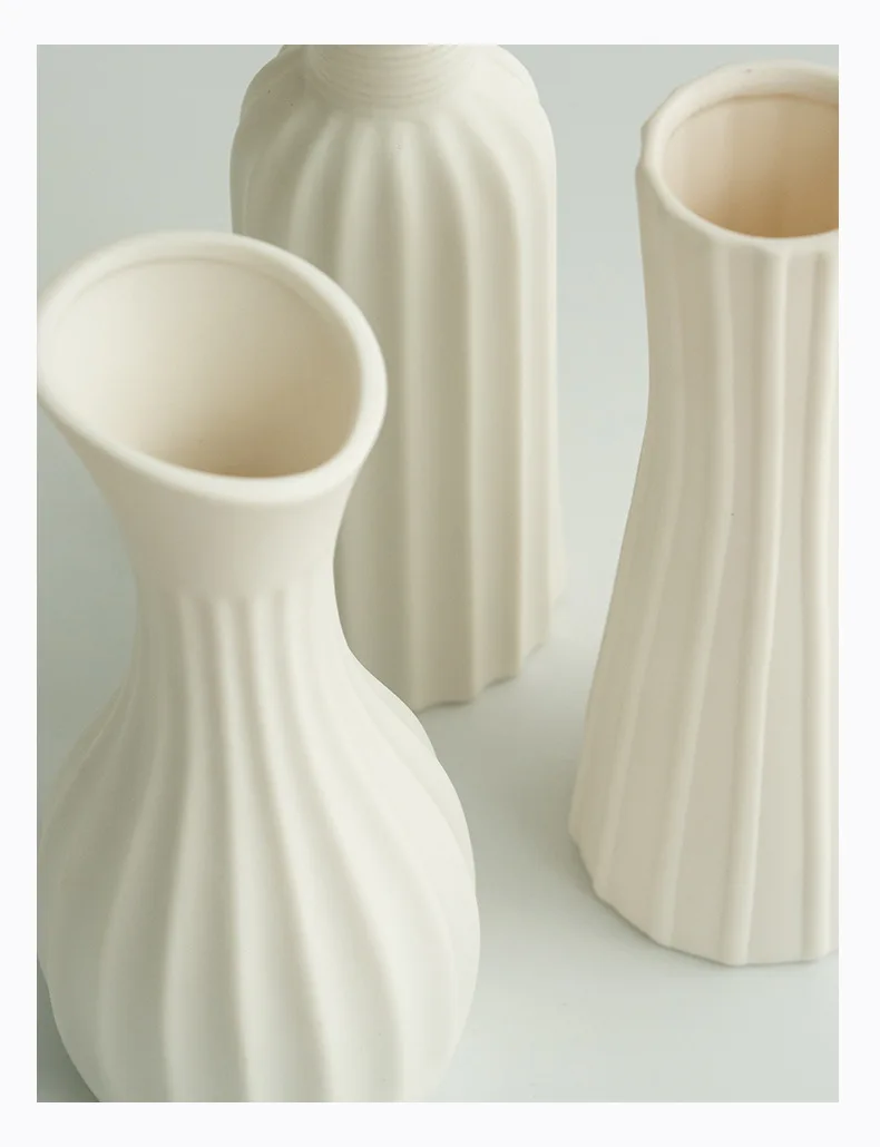 Shu Door White Nordic Ceramic Vase