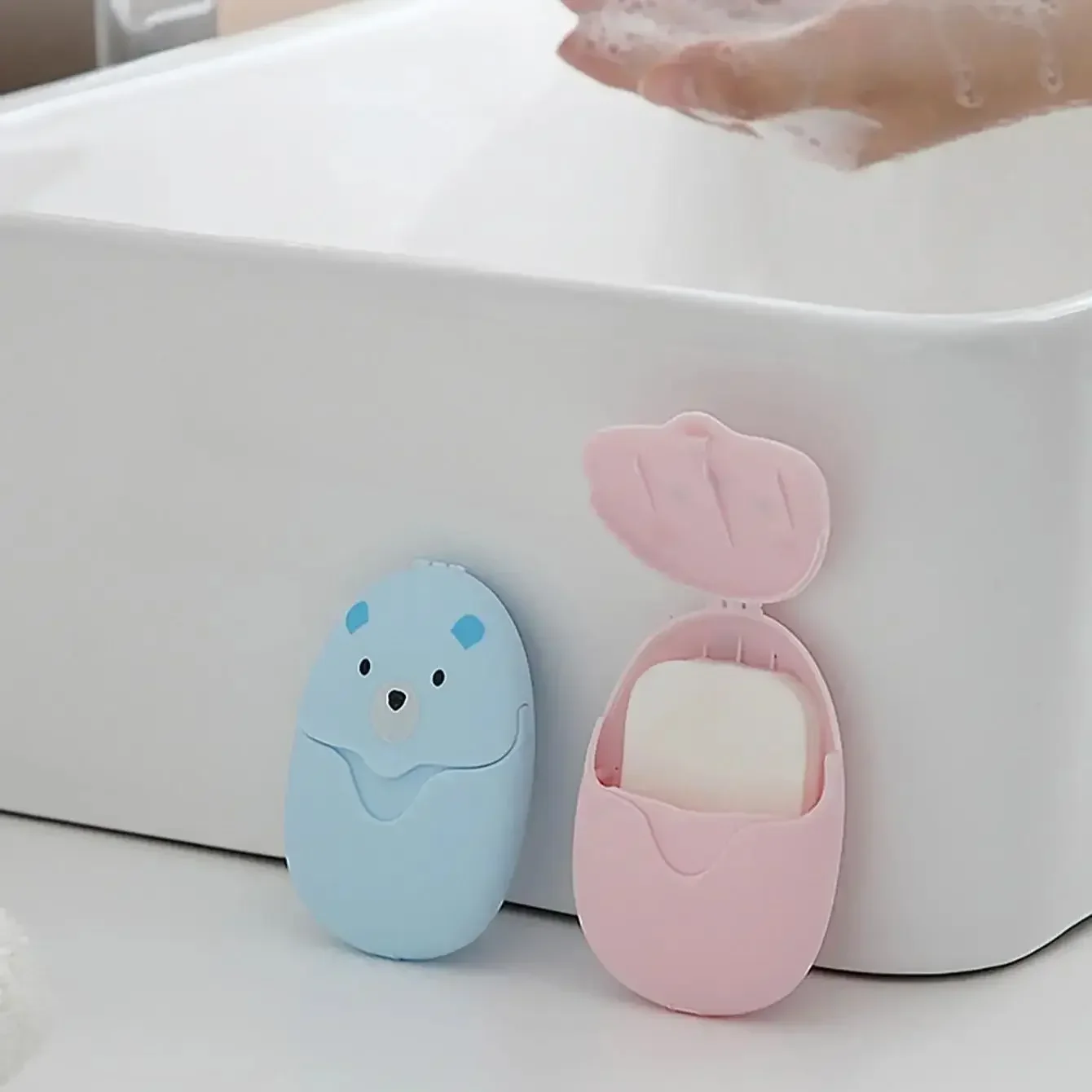 Gentle Paper Soap Sheets Deep Cleansing Moisturizing Sensitive Skin