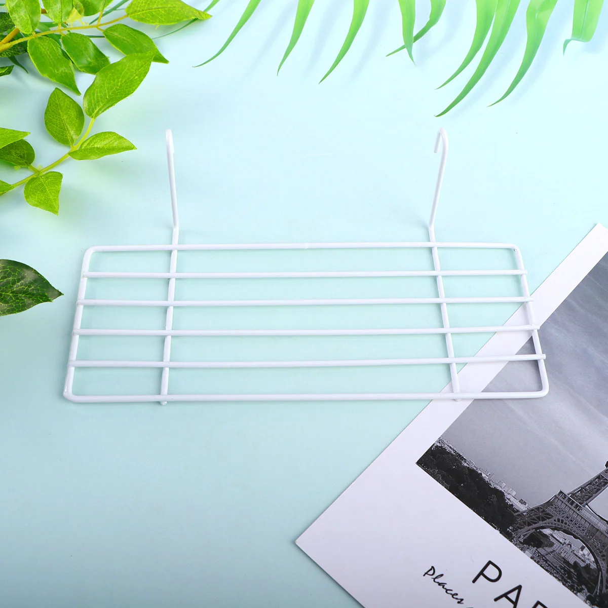 

1pc Grid Iron Frame Hanging Iron Frame Shelf Simple Wall Decoration for Pet Parrot Bird Perching(White)