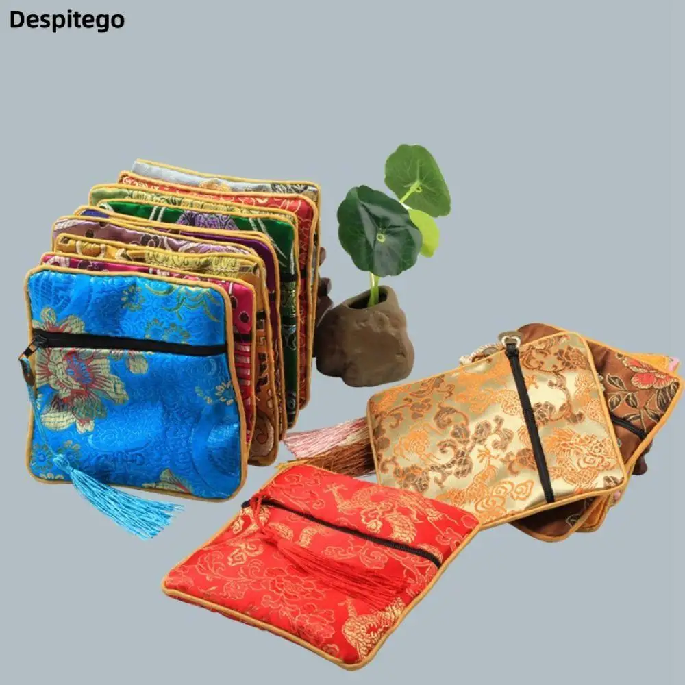 Korean Mini Square Canvas Coin Purse wtth Tassel Lipstick Makeup Bag Large Capacity Storage Bag Jewelry Packing cosmetic bag,coin purse,coin wallet,plush coin purse,change bag
