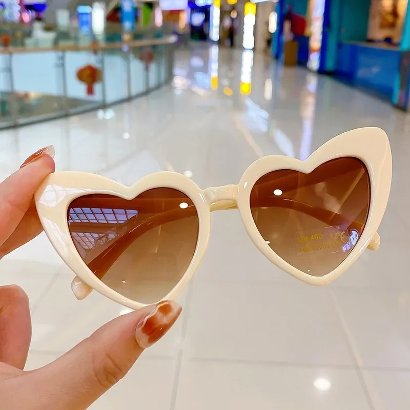 Fashion Baby Kids Sunglasses Love Heart Frame Unisex Children Boys Girls UV Protection Outdoor Shades Glasses