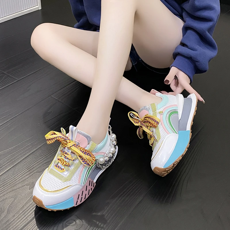 

New Women's Vulcanized Shoes Lace Up Pearl Chain Decorative Women's Platform Sneakers Zapatos De Mujer Female Shoes Casual Shoes